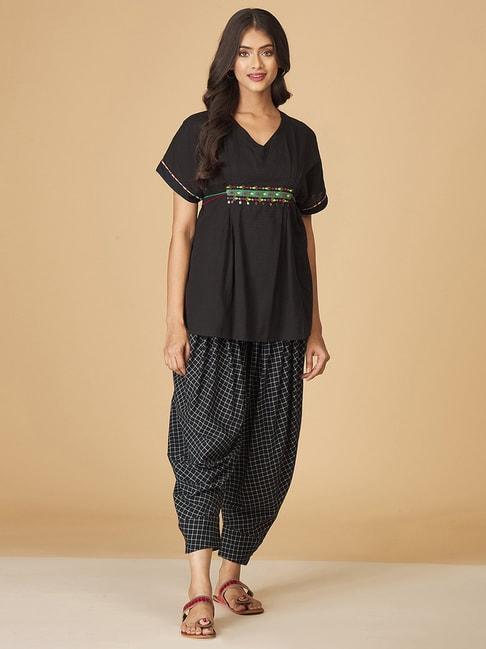 fabindia-black-cotton-embroidered-kurti-salwar-set