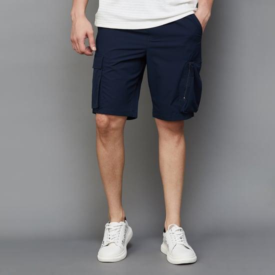 bossini-men-solid-regular-fit-cargo-shorts