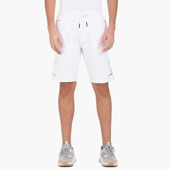 arrow-new-york-men-printed-drawstring-waist-shorts