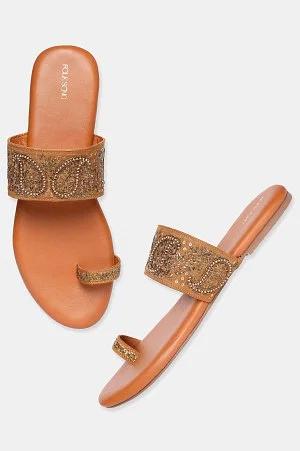 mustard-round-toe-embroidered-flat-sgul