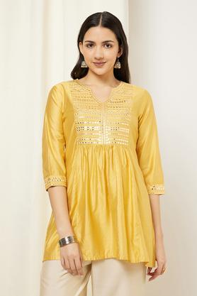 embroidered-rayon-mandarin-women's-tunic---yellow