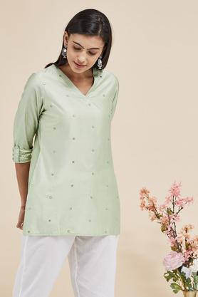 embroidered-viscose-v-neck-women's-casual-wear-tunic---mint