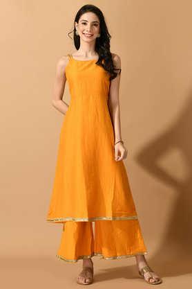 solid-silk-relaxed-fit-women's-kurta-set---yellow