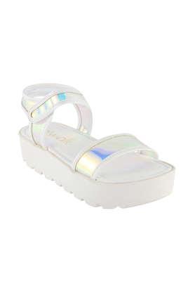synthetic-buckle-womens-casual-wear-platforms---white