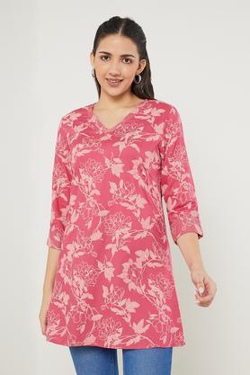 printed-rayon-v-neck-women's-tunic---pink