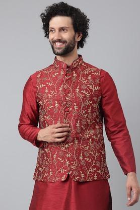 embroidered-polyester-blend-regular-fit-mens-nehru-jacket---red