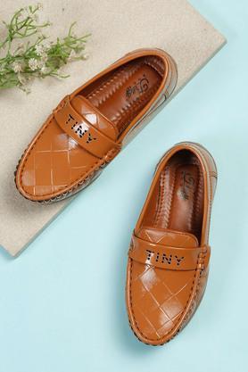 synthetic-slip-on-boys-casual-wear-loafers---tan