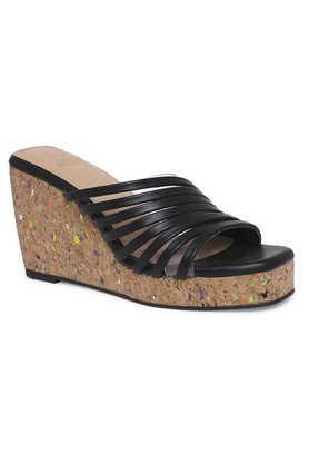 polyurethane-slipon-women's-casual-wear-heels---black
