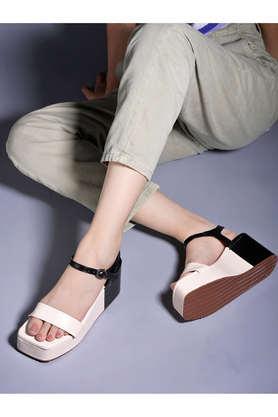 synthetic-buckle-women's-casual-wear-sandal---cream