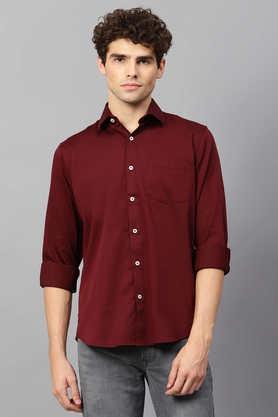 solid-cotton-regular-fit-men's-casual-shirt---maroon