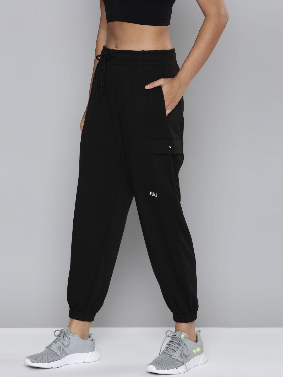 puma-women-black-brand-logo-printed-relaxed-fit-swxp-cargo-joggers