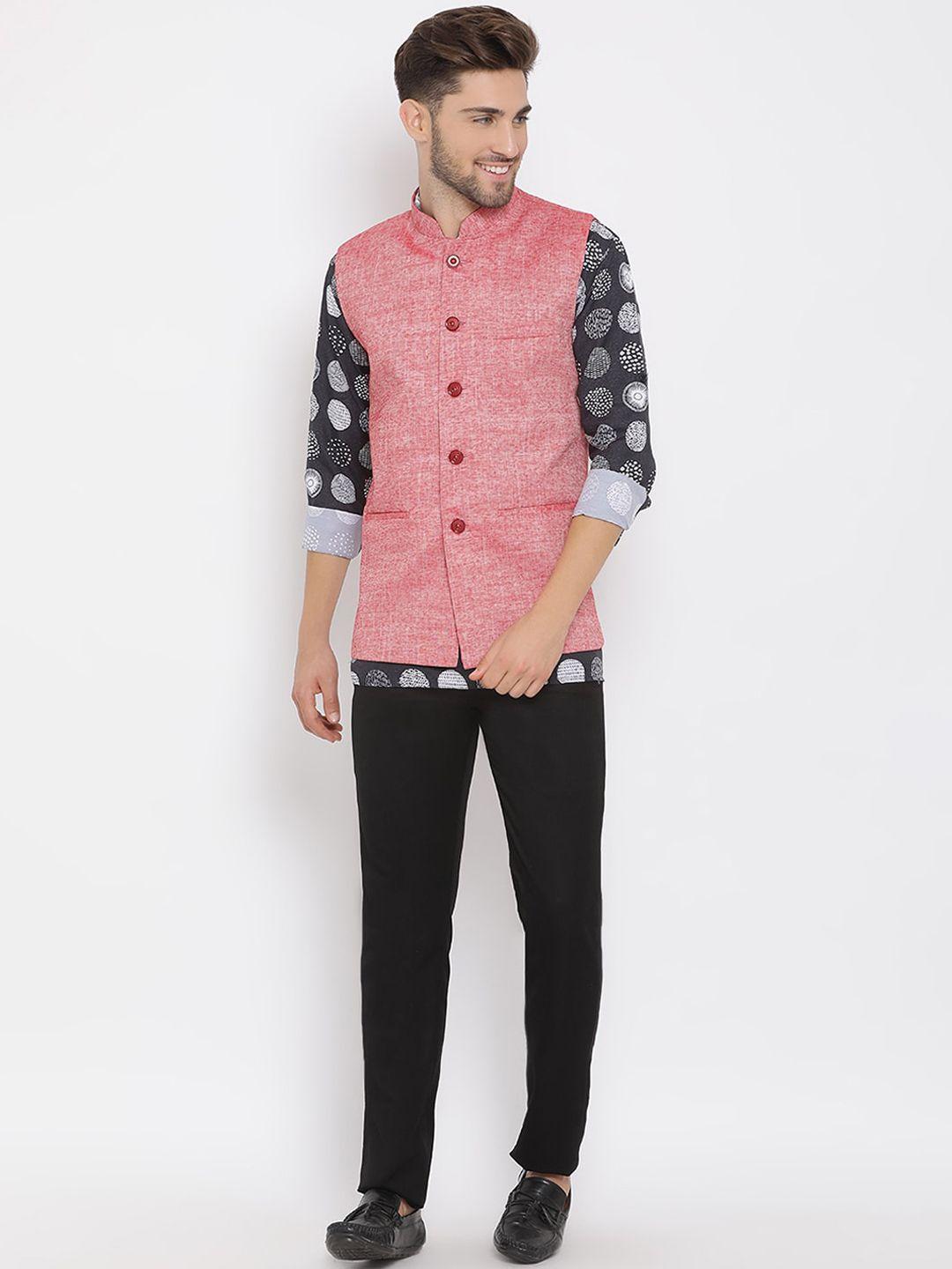Hangup Men Geometric Printed Linen Kurta with Trousers & Jacket