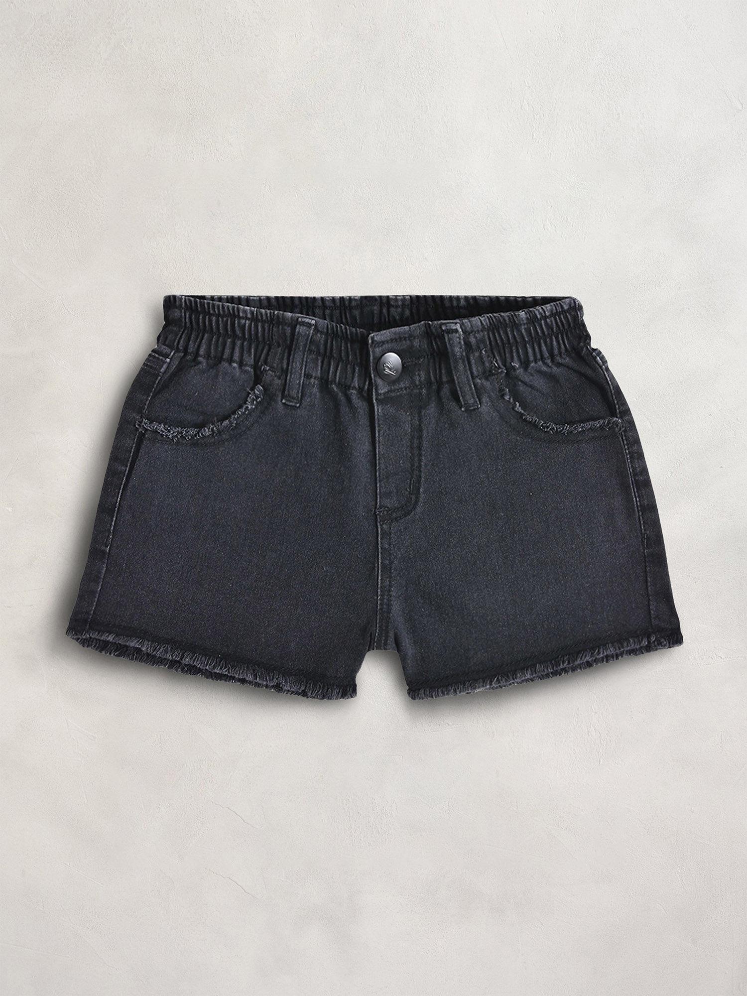 Black Washing Effect Fadeout Shorts