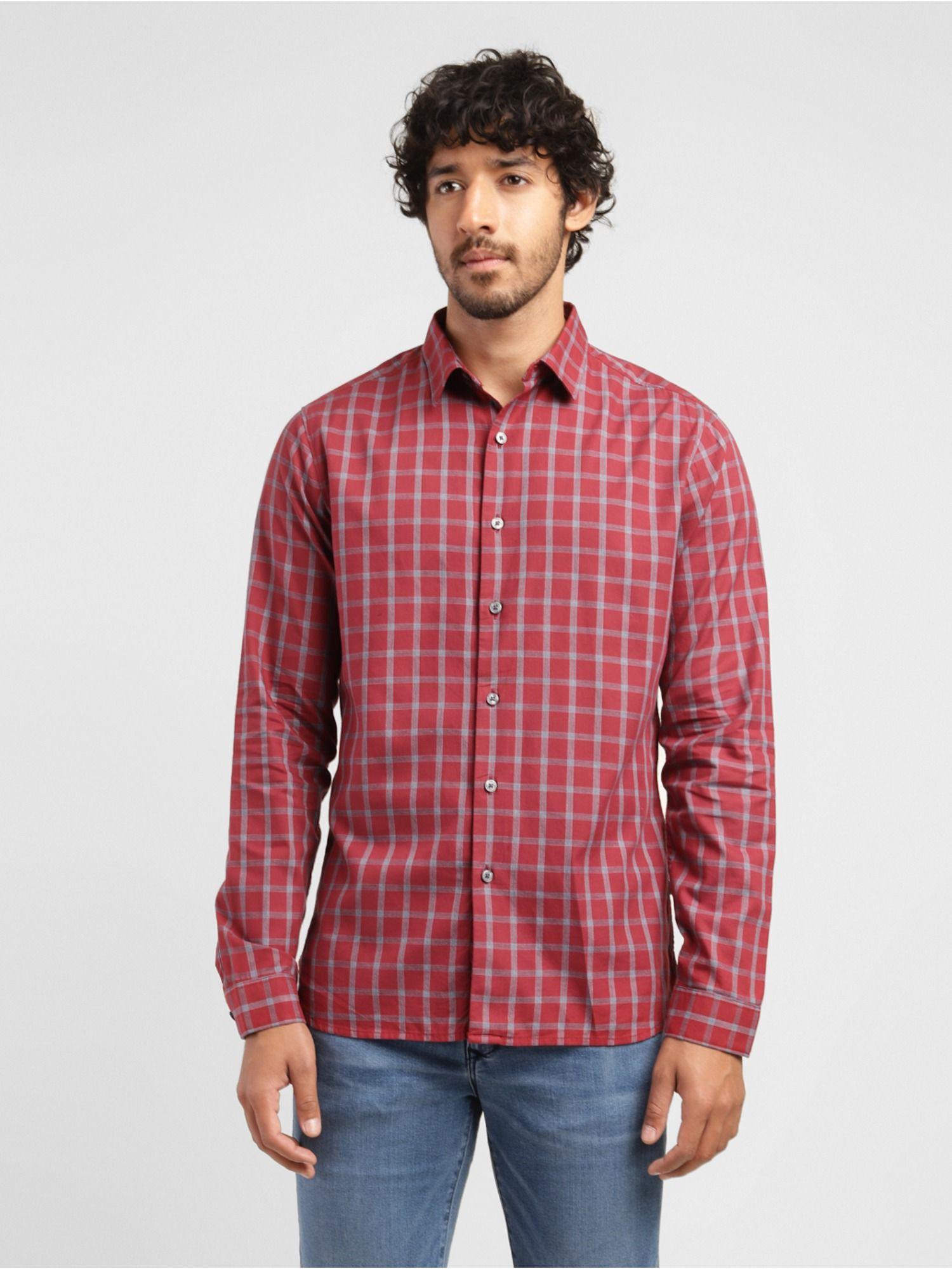 men's-maroon-checkered-slim-fit-shirt