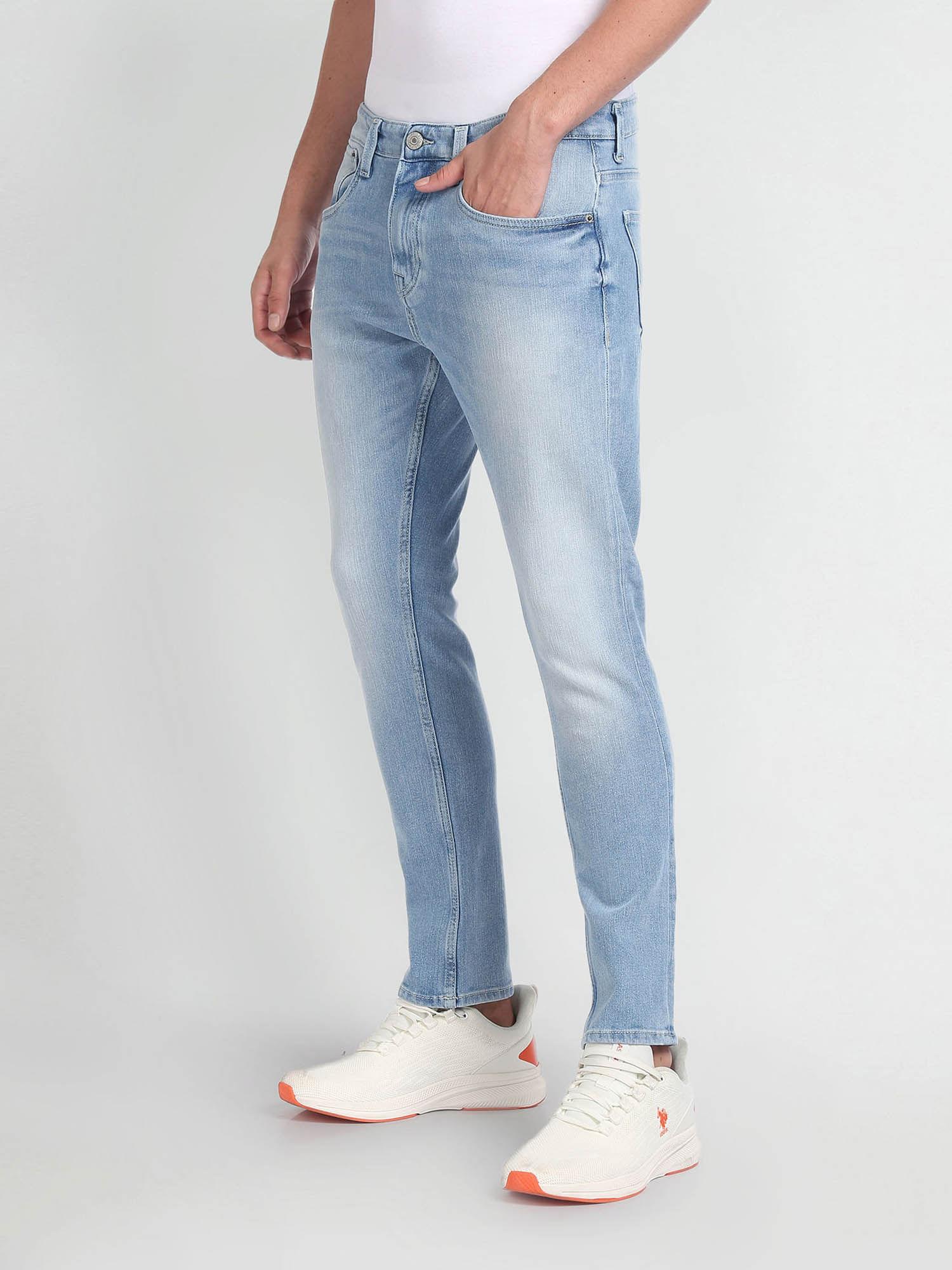 henry-blue-jeans