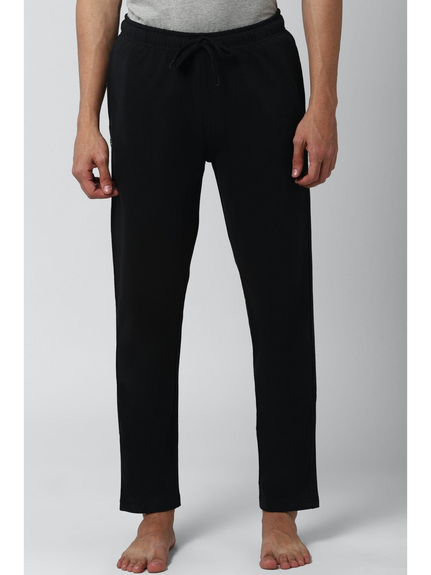 men-black-solid-casual-track-pants