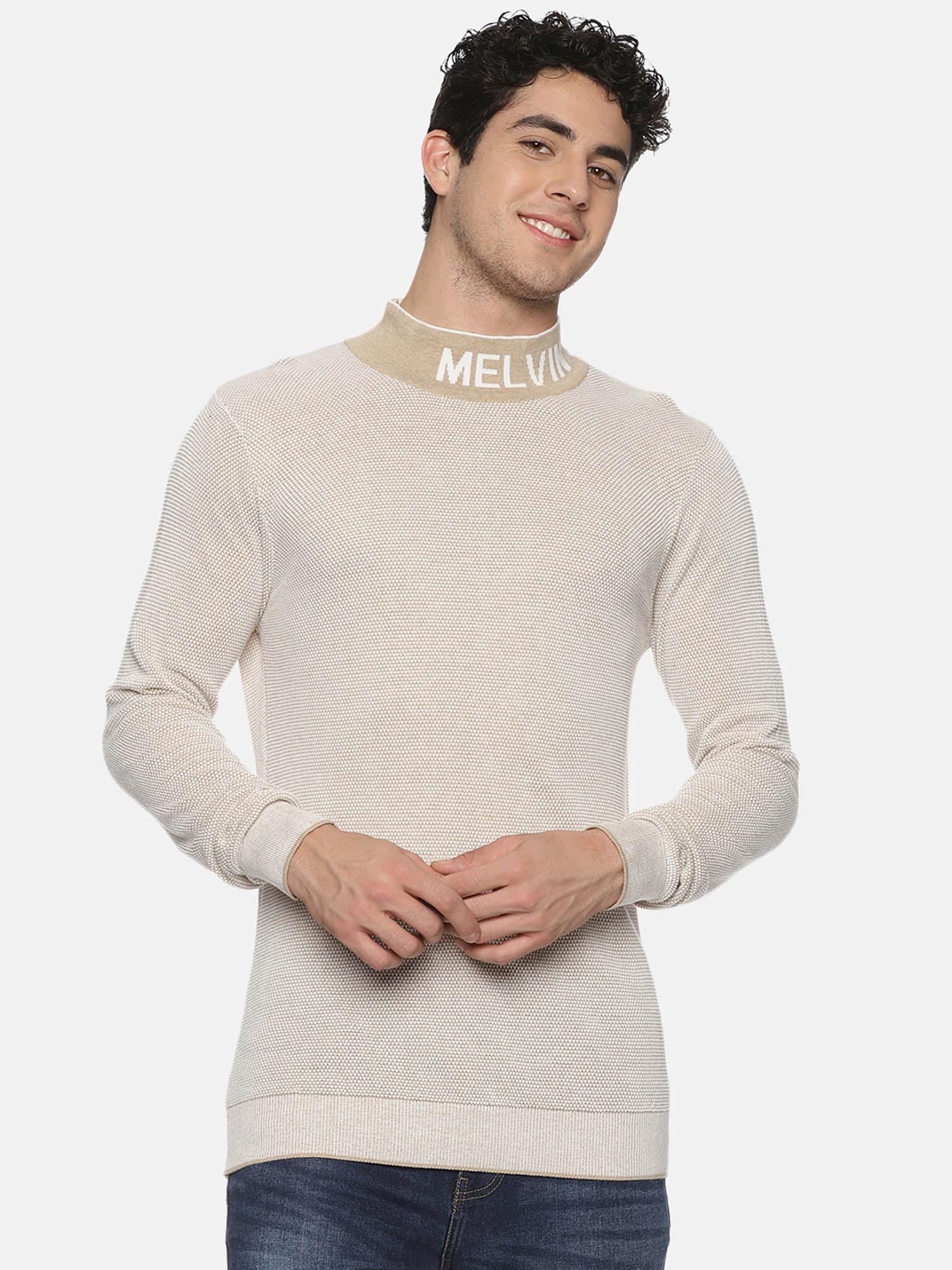 beige-knitted-sweatshirt