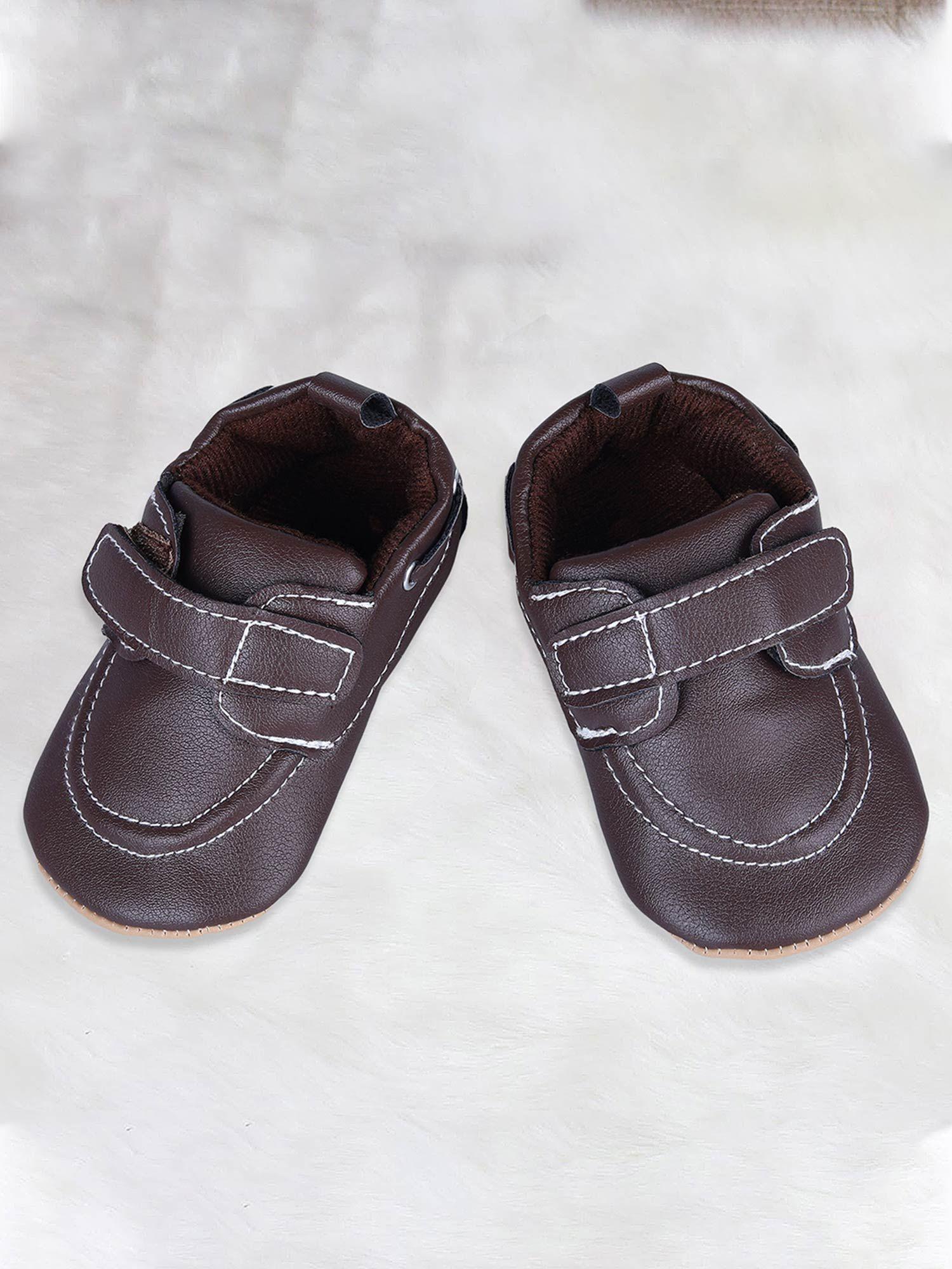 Solid Hookloop Stylish Leather Velcro Shoes - Brown