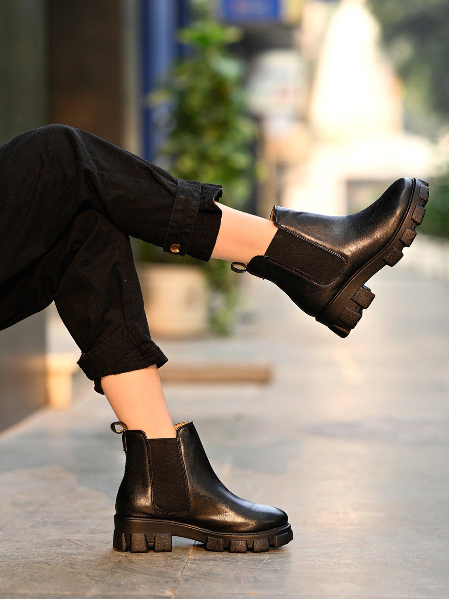 smart-casual-black-chelsea-boots-for-girls
