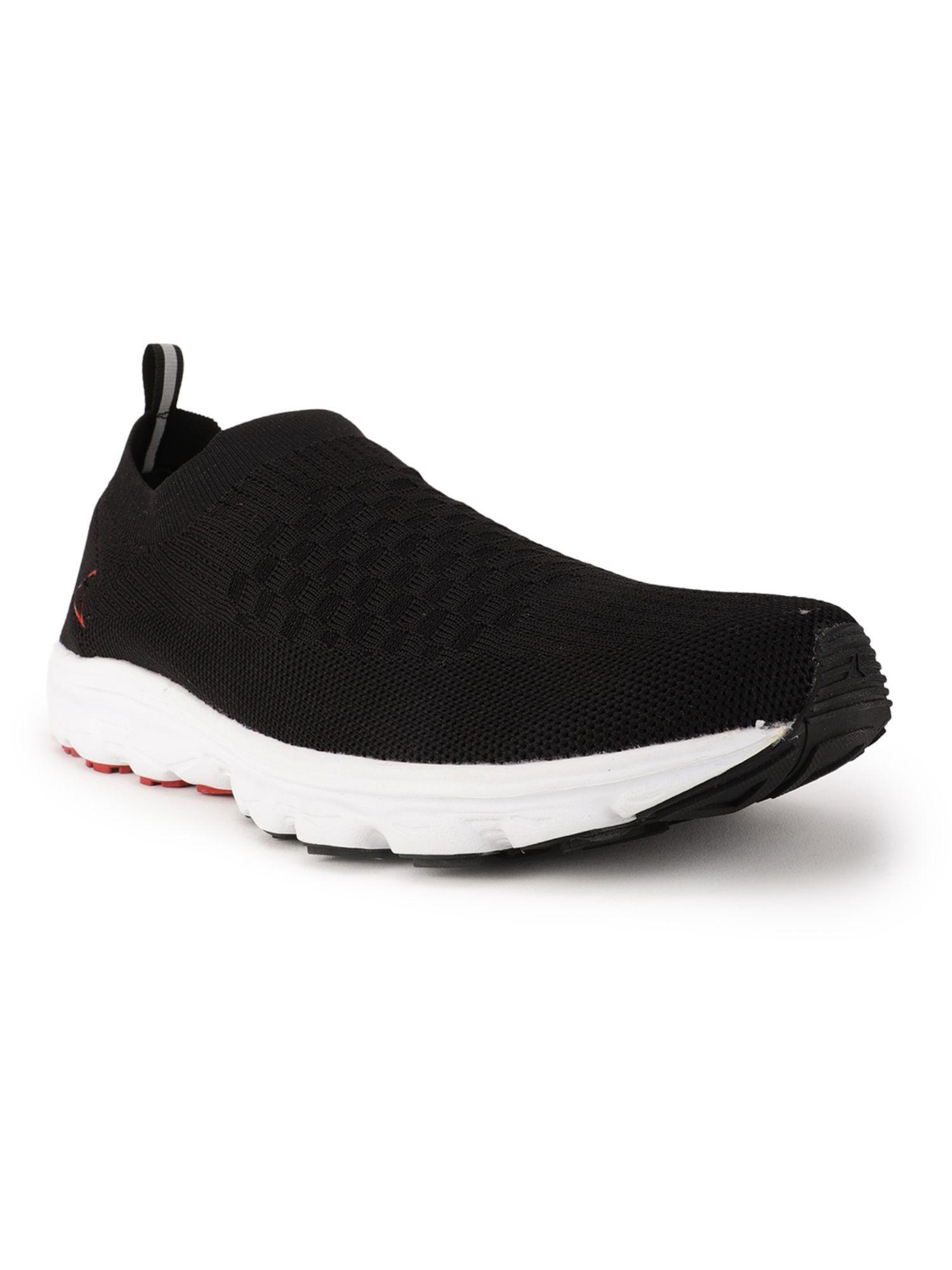 woven-black-running-shoes