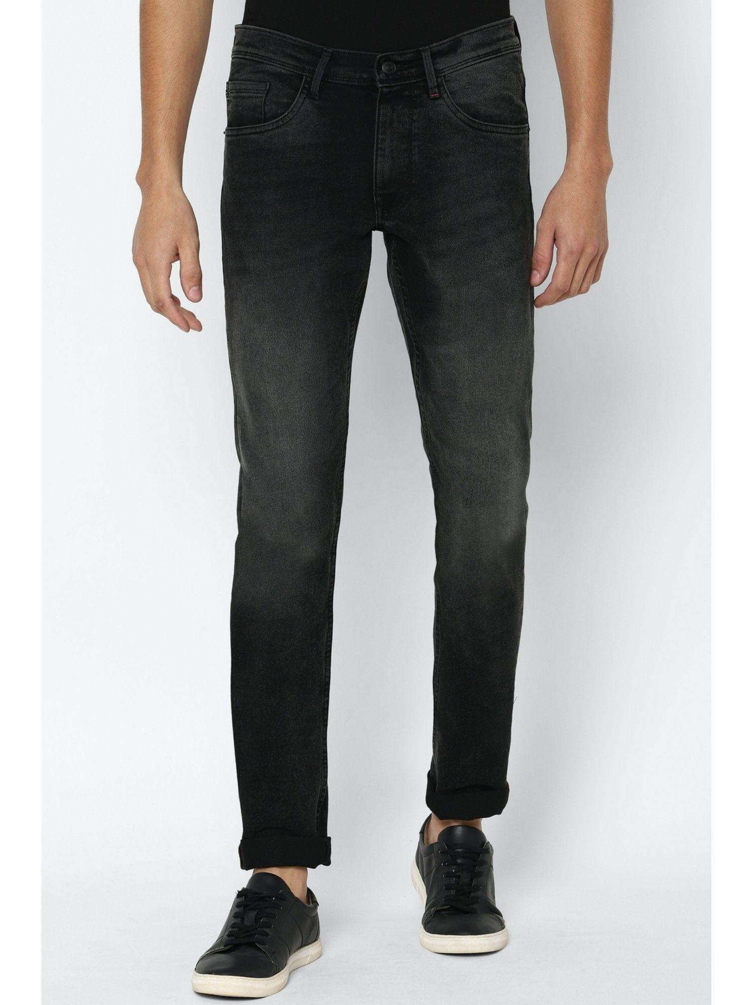 men-black-slim-jeans