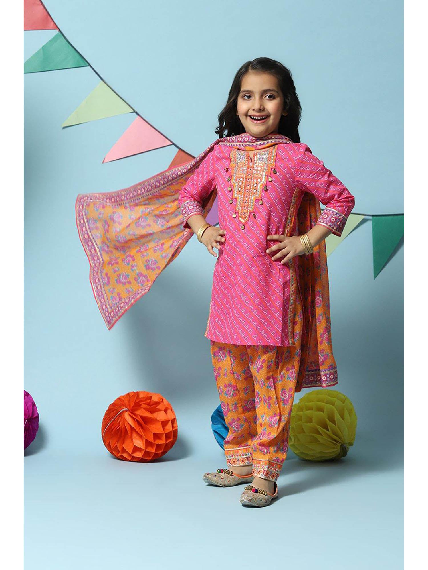 Pink Cotton Straight Kurta Salwar Suit (Set of 3)