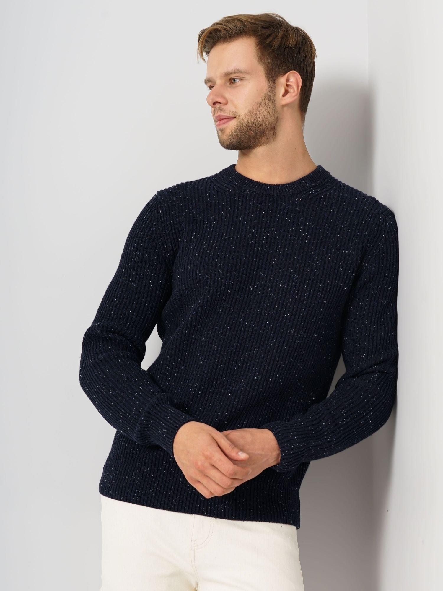 mens-textured-sweater