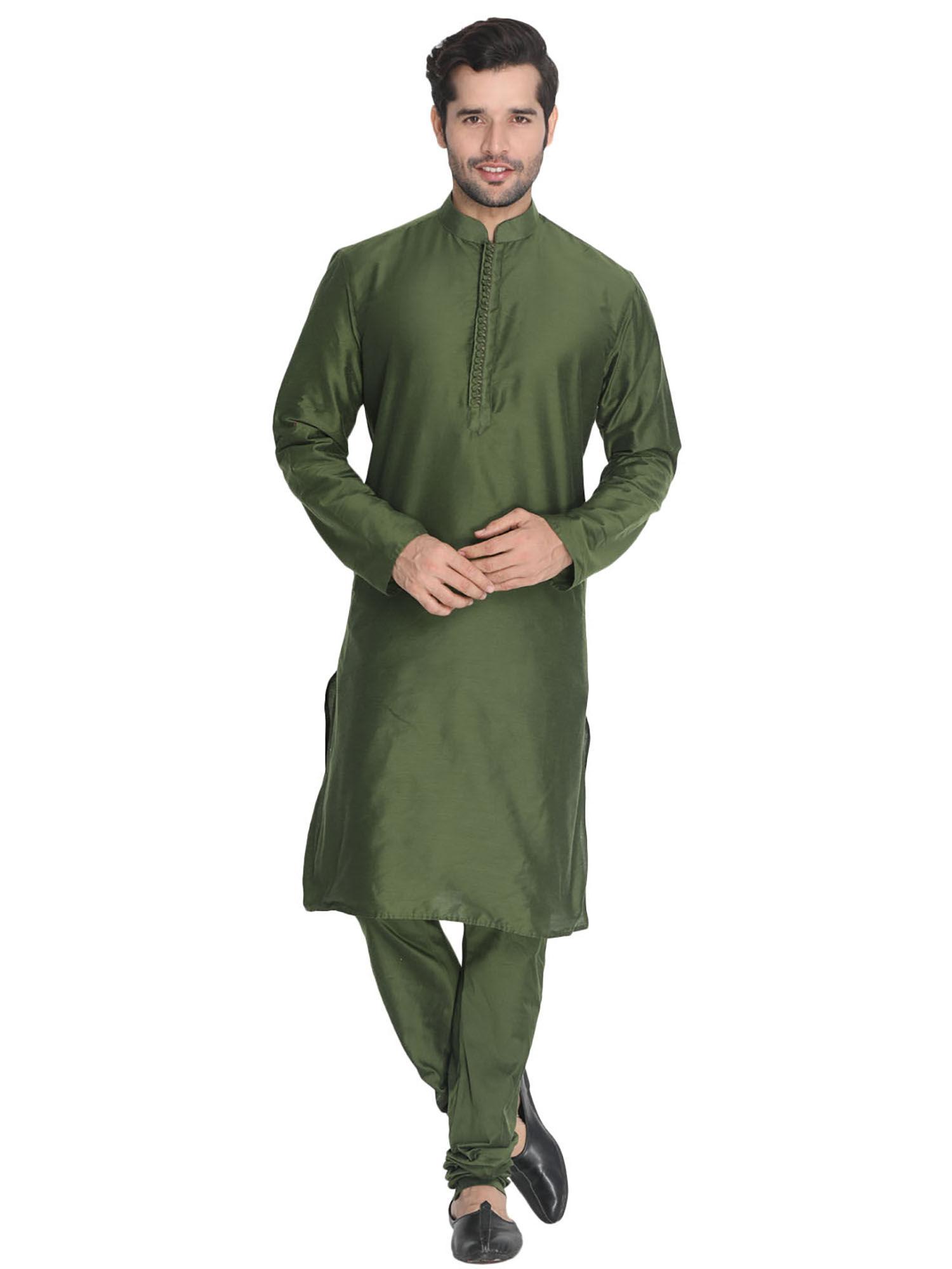 Mens Green Cotton Blend Kurta Pyjama (Set Of 3)