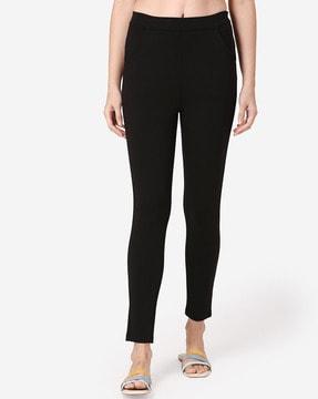 Clean Distress Straight Fit Jeggings