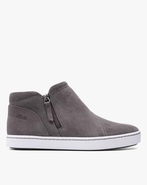 slip-on-ankle-length-boots