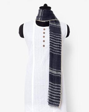 striped-shawl-with-fringes