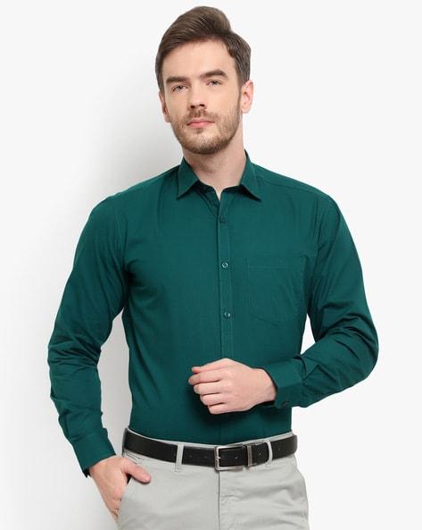 Spread Collar Shirt with Patch Pocket