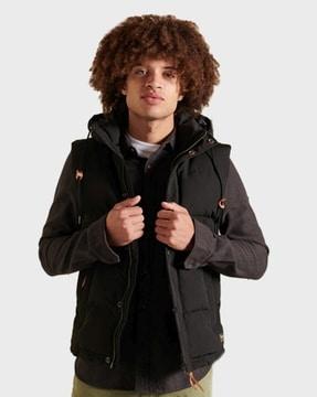 everest-hooded-quilted-gilet-with-slip-pockets