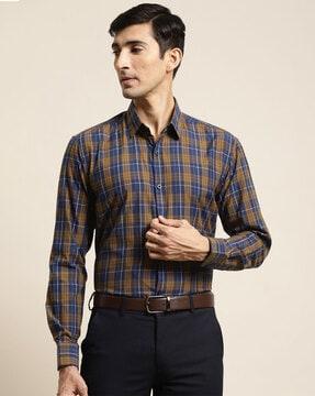 Checked Shirt with Spread Collar