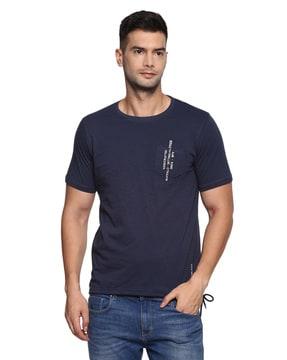 crew-neck-t-shirt-with-patch-pocket