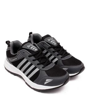 Low-Top Lace-Up Sports Shoes