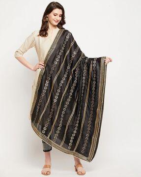 floral-embroidered-dupatta
