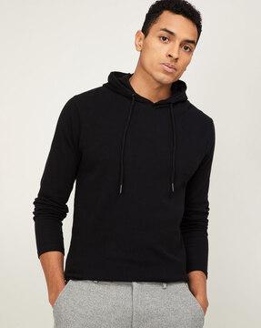 solid-hooded-t-shirt