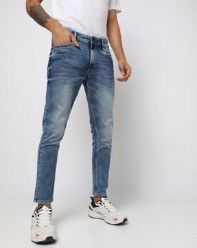 Mid-Wash Cropped Fit Jeans