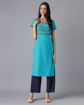 embroidered-straight-kurta-with-pants