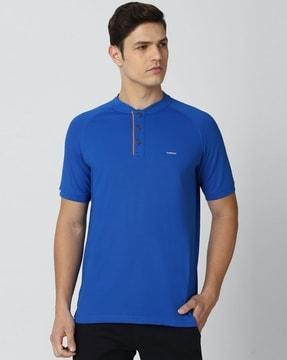 cotton-henley-neck-t-shirt-with-ribbed-hem