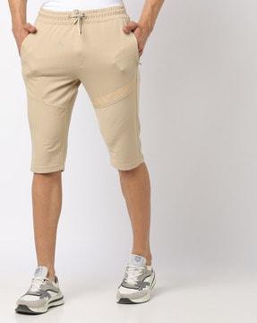 panelled-shorts-with-drawstring-waist