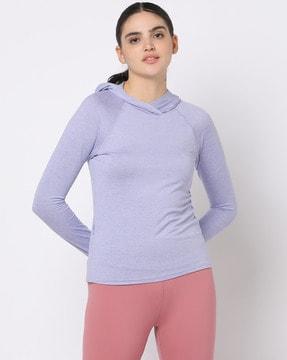 knitted-long-sleeves-hooded-top