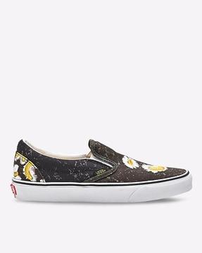 Floral Embroidered Slip-On Sneakers