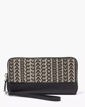 The Continental Wristlet