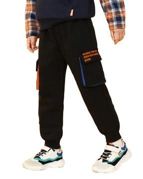 mid-rise-joggers-with-side-pockets