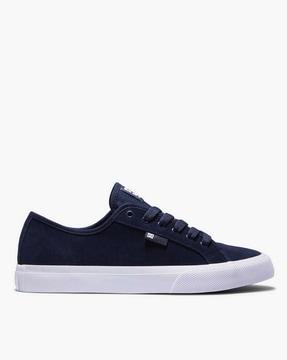Manual Lace-Up Casual Shoes