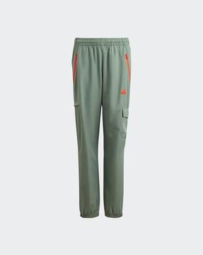 cargo-pants-with-elasticated-waist