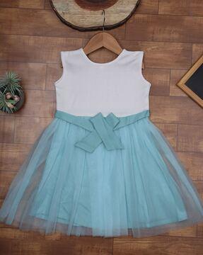 fit-&-flare-dress-with-bow-applique