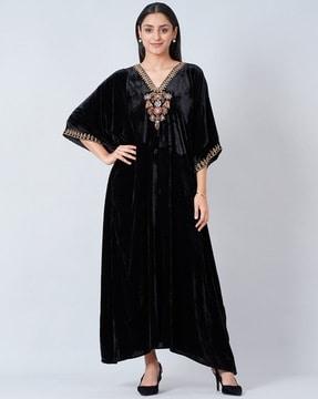embellished-v-neck-kaftan-dress